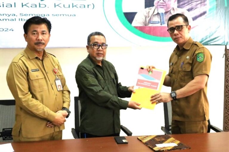 Foto : Sekretaris Daerah Kukar, Sunggono.