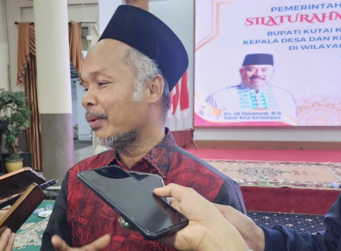 Foto: Kades Embalut, Yahya.