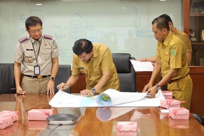 Foto : Sekretaris Daerah Kabupaten Kutai Kartanegara, Sunggono.