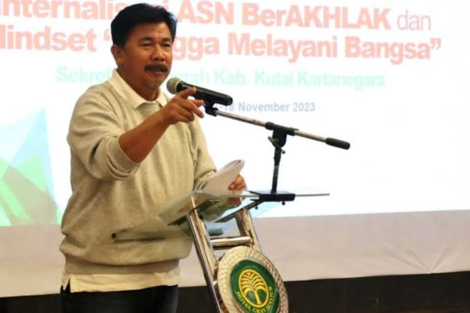 Foto : Sekretaris Daerah Kabupaten Kutai Kartanegara, Sunggono.