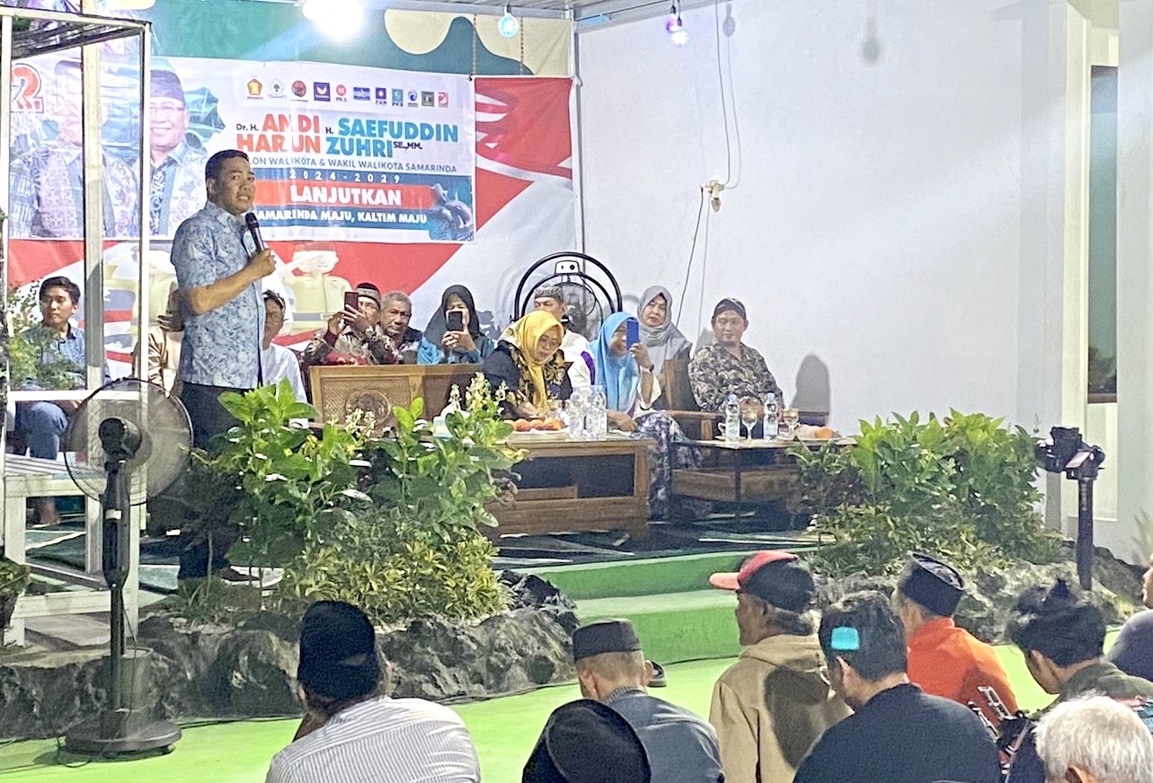Caption: Suasana Calon Walikota Samarinda Andi Harun saat sosialisasi sekaligus kampanye di Gunung Kelua, RT 15
