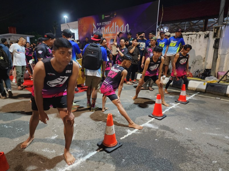 Run Street Ramadhan Kukar Idaman Cup 2 Tahun 2025 kembali digelar dan menjadi magnet bagi masyarakat yang ingin beraktivitas sehat selama bulan Ramadhan. (Portalborneo.id)