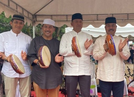 Bupati Kutai Kartanegara (Kukar), Edi Damansyah, secara resmi membuka kegiatan "Lorong Ramadhan" di kawasan Masjid Agung Sultan. (Ist)
