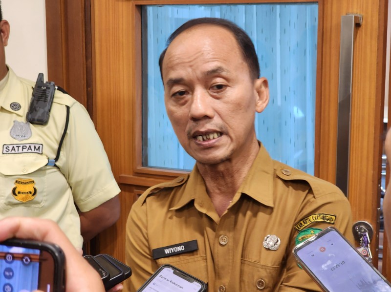 Pembangunan Jembatan Besi Tenggarong Dihentikan Sementara, PU Kukar Pertimbangkan Masukan Masyarakat.