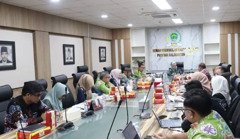 Sekretariat DPRD Kaltim menggelar rapat evaluasi internal sebagai bentuk tindak lanjut atas arahan Gubernur Kaltim (ist)