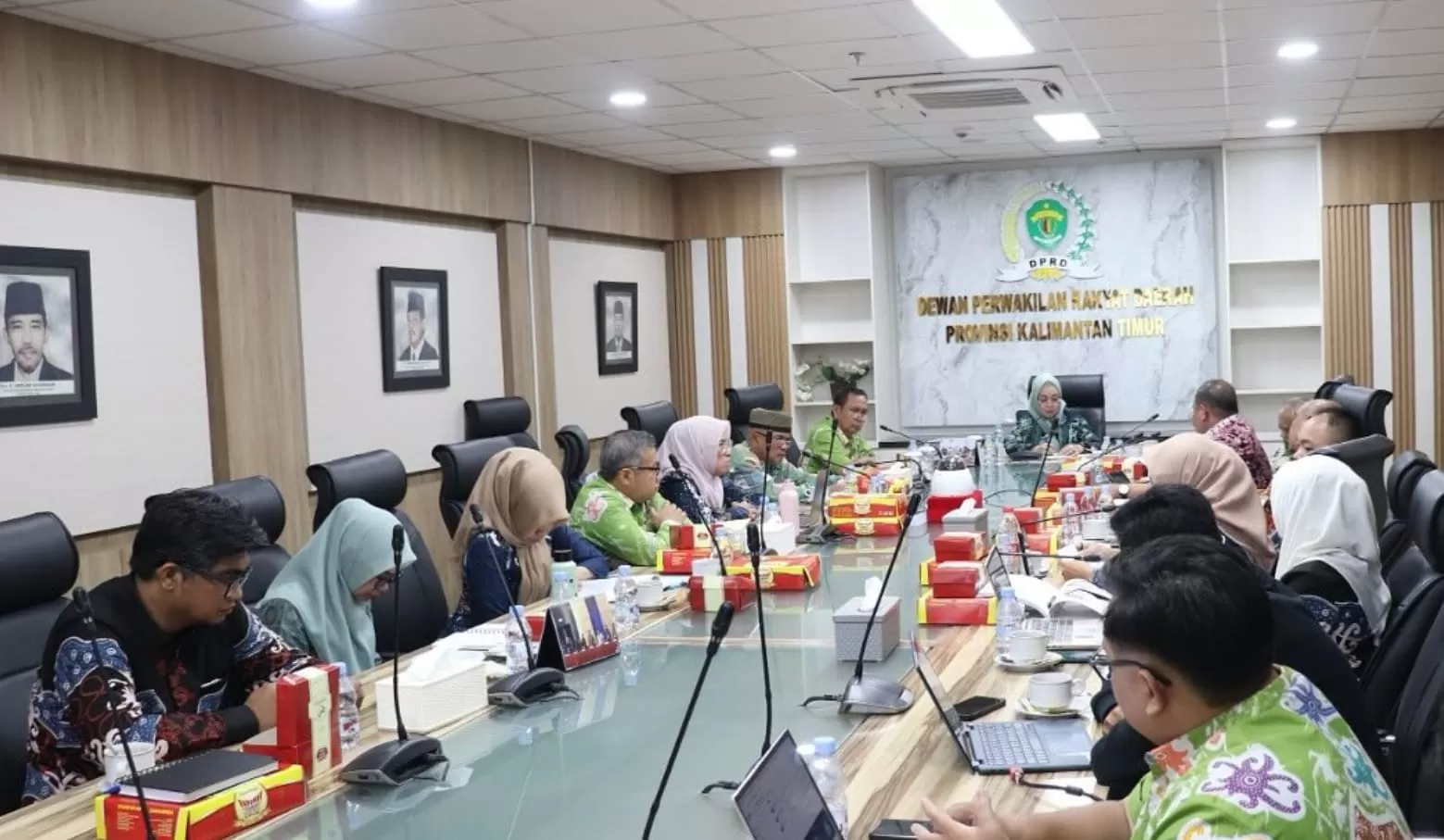 Sekretariat DPRD Kaltim menggelar rapat evaluasi internal sebagai bentuk tindak lanjut atas arahan Gubernur Kaltim (ist)