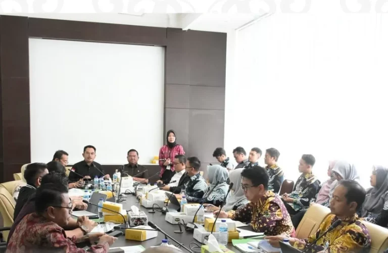 Suasana RDP Dalam rangka memperkuat tata kelola dibidang sawit dan sektor perkebunan, DPRD Kaltim bersama Disbun Kaltim (ist)