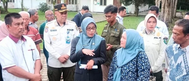 Komisi IV DPRD Kalimantan Timur (Kaltim) melakukan peninjauan langsung ke lokasi baru SMA Negeri 10 Samarinda di Jalan H.A.M Riffadin, Samarinda Seberang, Rabu (28/5/2025)